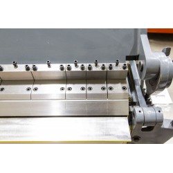NOVA W2/3050-kantbukkemaskin – 3050 mm arbeidsbredde, 2 mm kapasitet