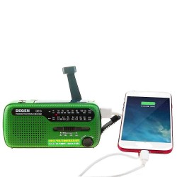 Degen DE13-nødradio med mulighet for batteridrift.