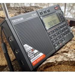 Tecsun PL-330 pienikokoinen lyhytaaltomatkaradio LW/MW/SW/FM