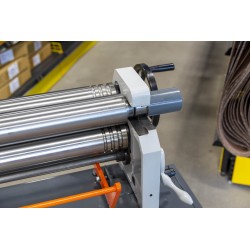 NOVA E1300 x 1,5 mm elektriskā lokšņu metāla valce