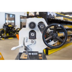 NOVA E1300 x 1,5 mm elektriskā lokšņu metāla valce