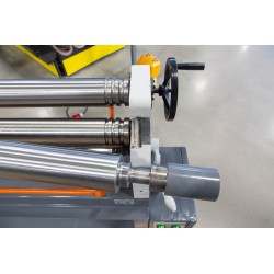 NOVA E1300 x 1,5 mm elektriskā lokšņu metāla valce