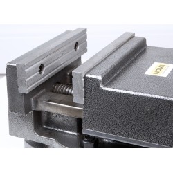 NOVA QB200 maskinskruestik