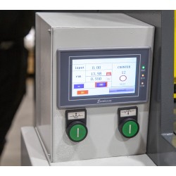 NOVA 4x3050 elektriskās giljotīna