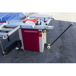 NOVA 12 Panel Saw with a scoring blade