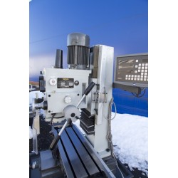 NOVA X-45 Milling Machine with DRO and autofeed for spindle