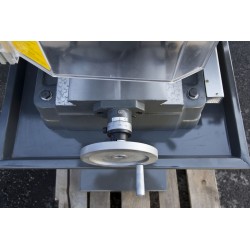 NOVA X-45 Milling Machine with DRO and autofeed for spindle