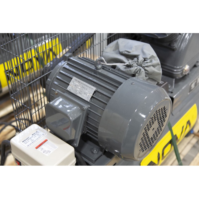 068 Kompressorens motor 4000 W/380 V