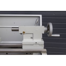 NOVA 230A manuell metalldreiebenk med 3-akset digitalt måleutstyr